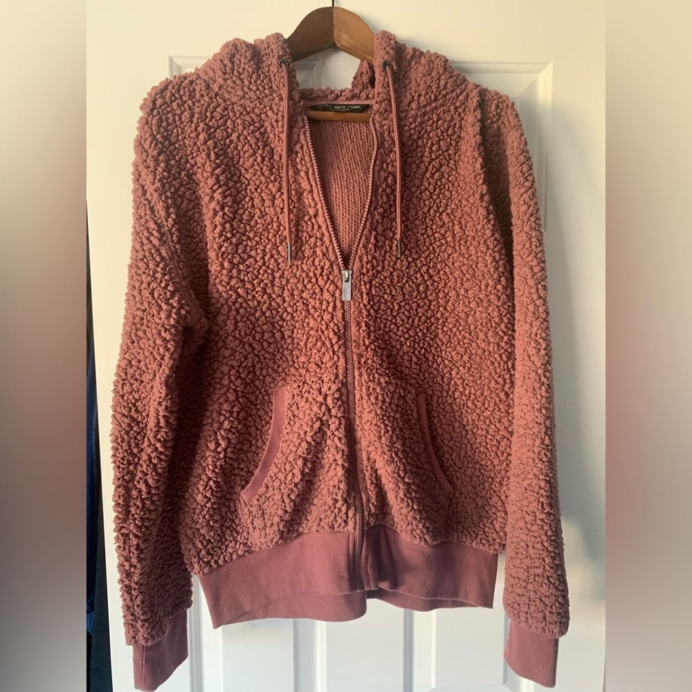 Women's Cozy Pink Sherpa Jacket:Size Medium